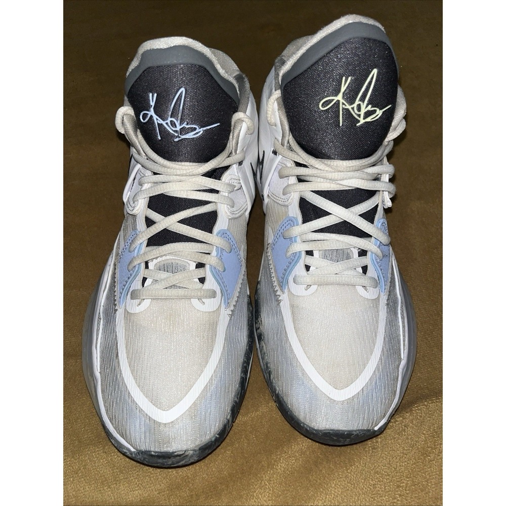 Nike Kyrie Infinity GS White Iron Grey Basketball Shoes DD0334-102 Size 6.5Y - Picture 13 of 16
